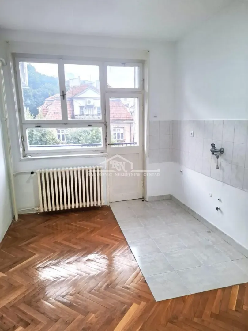 Sale, two bedroom apartment, 58m², Vračar Sve Podlokacije, Beograd