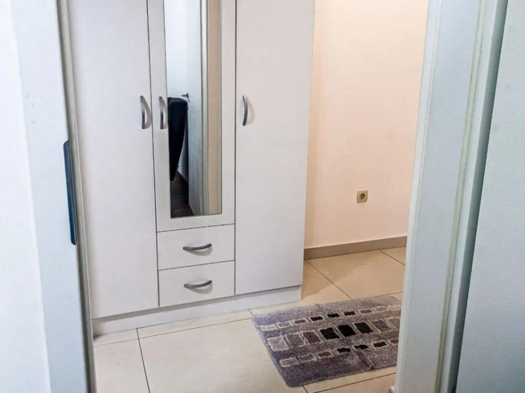 Izdavanje, jednosoban stan, 45m², Stara Varoš, Podgorica