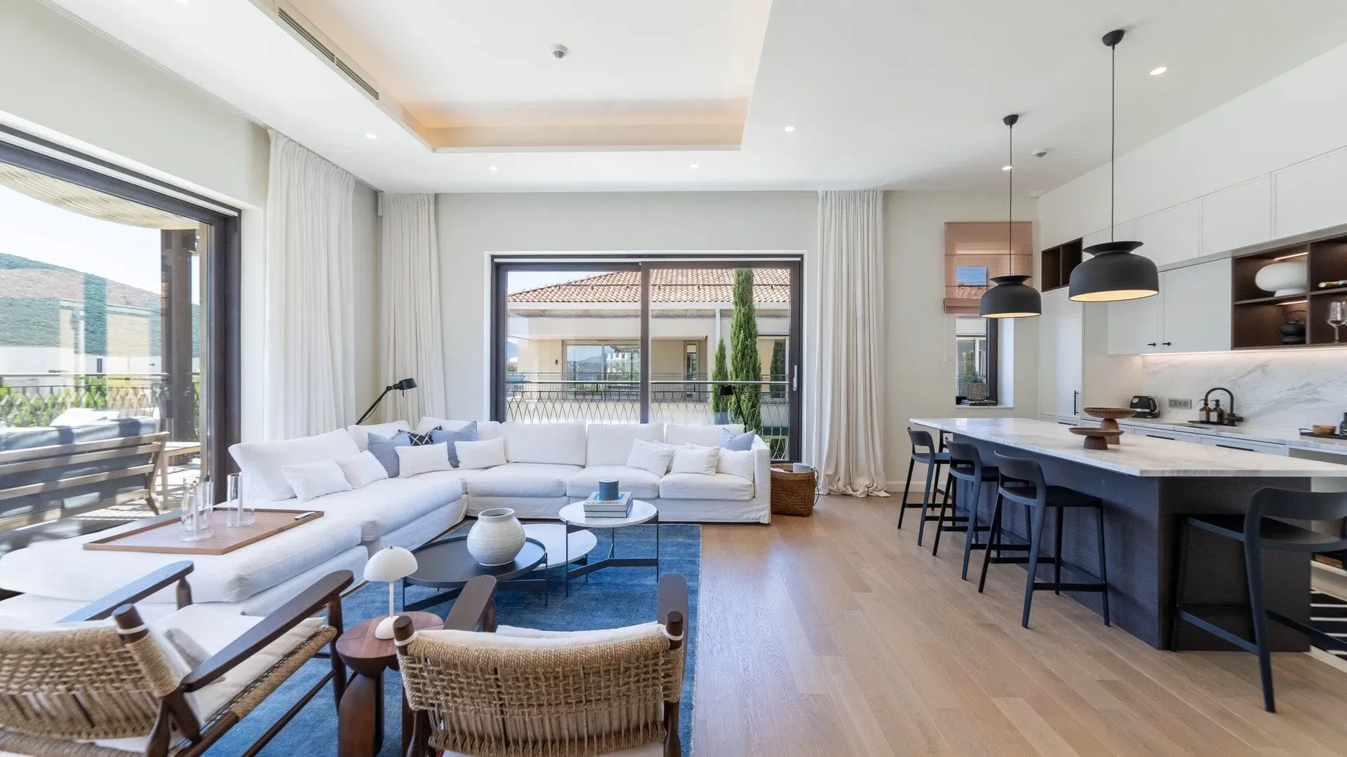 Prodaja, trosoban stan, 188m², Portonovi, Herceg Novi
