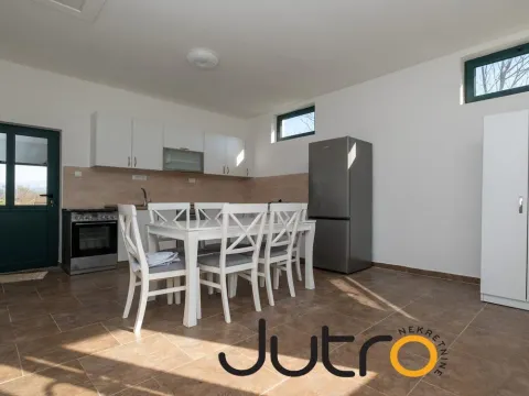 Izdavanje, kuća, 130m², Podgorica, Crna Gora - image 2