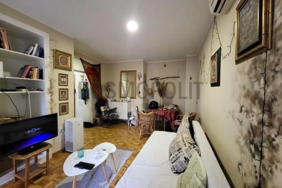 Prodaja, dvosoban stan, 60m², Savski Venac, Beograd