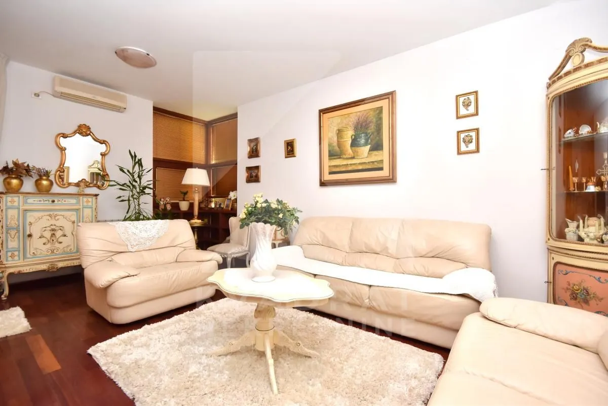 Rent, three bedroom apartment, 100m², Gorica C, Podgorica