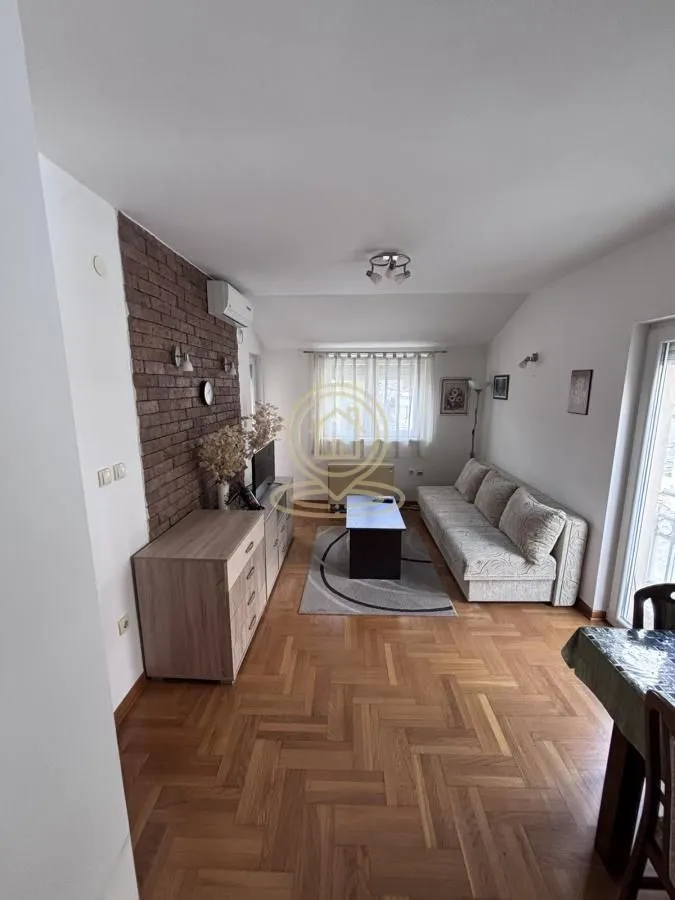 Prodaja, dvosoban stan, 41m², Centar, Vrnjačka Banja