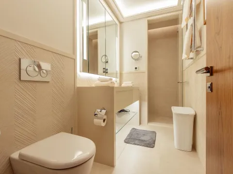 Izdavanje, jednosoban stan, 95m², Porto Montenegro, Tivat - image 14