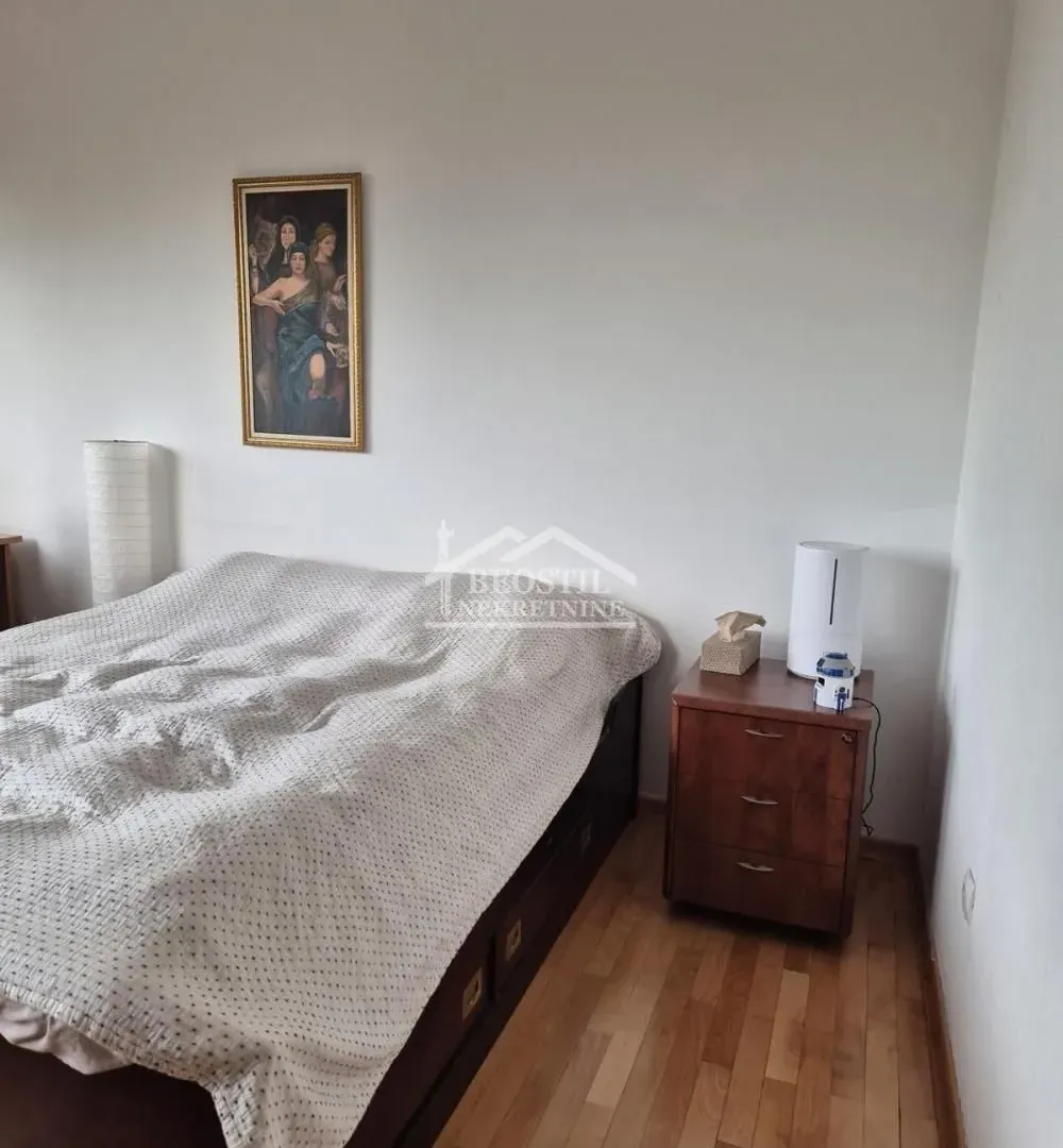 Rent, four bedroom apartment, 108m², Palilula Sve Podlokacije, Beograd