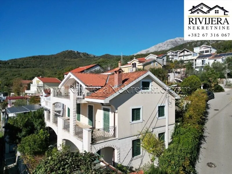 Prodaja, kuća, 270m², Topla, Herceg Novi