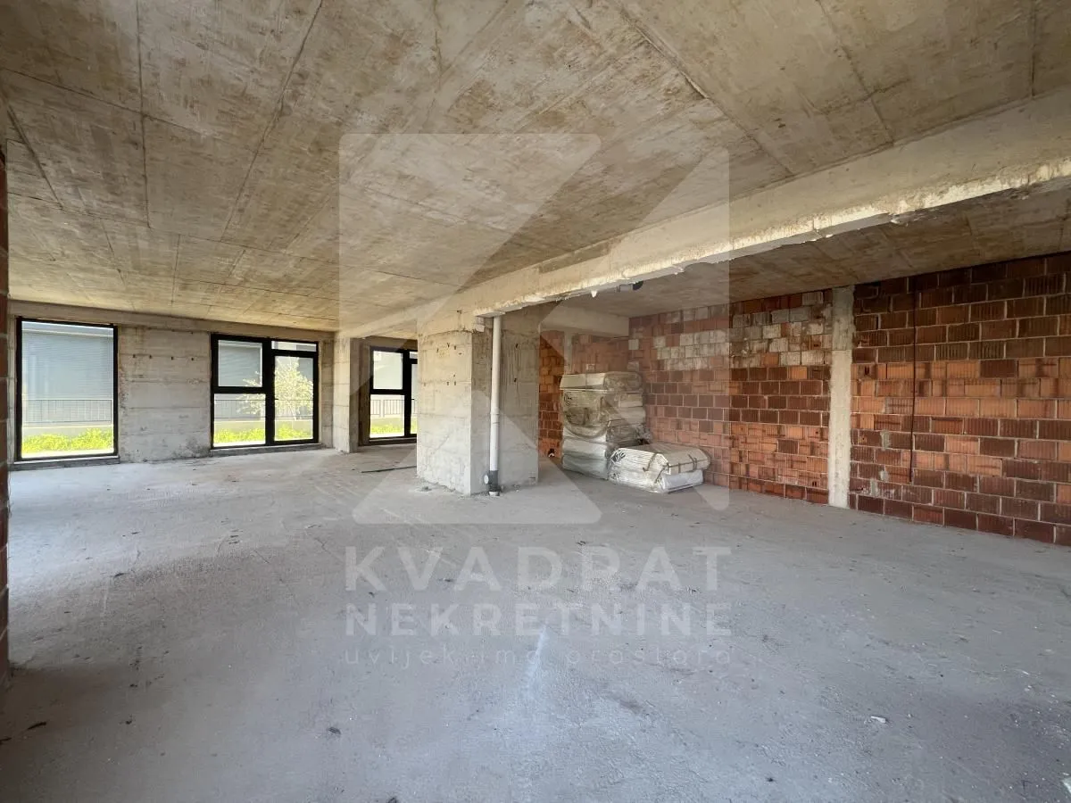 Prodaja, poslovni prostor, 103m², Zabjelo, Podgorica