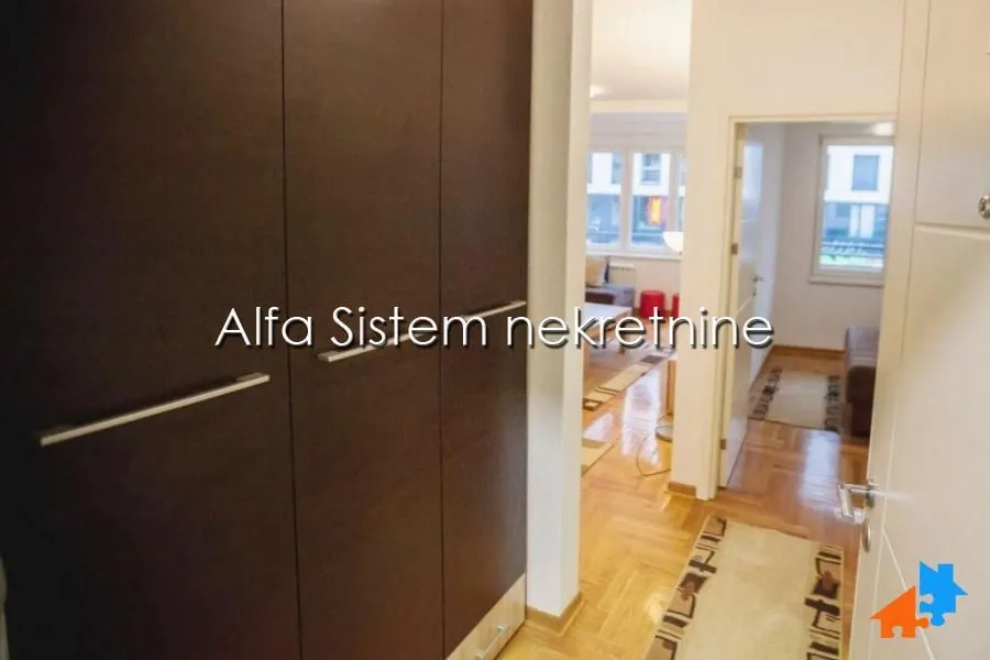 Rent, two bedroom apartment, 47m², Južni Bulevar, Vračar Sve Podlokacije
