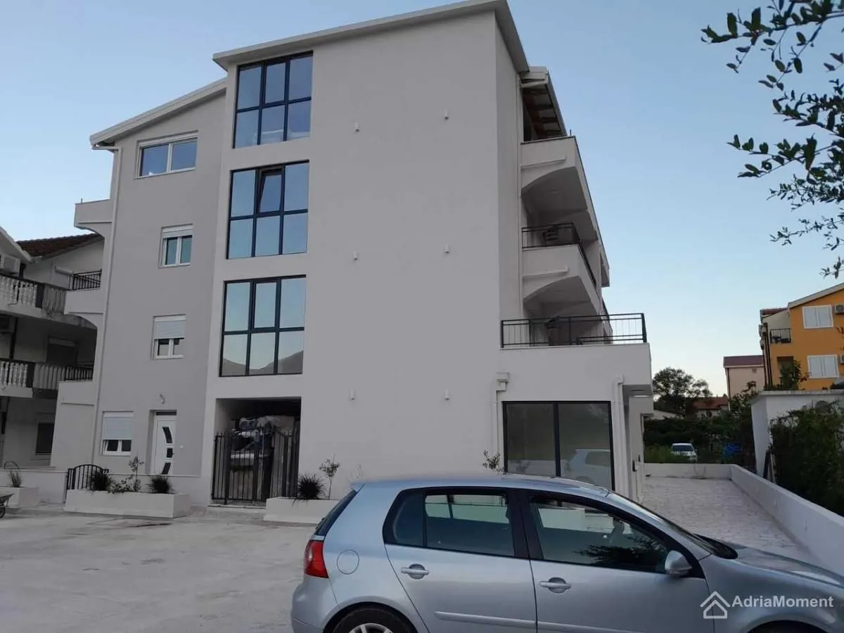 Prodaja, jednosoban stan, 46m², Sutorina, Herceg Novi