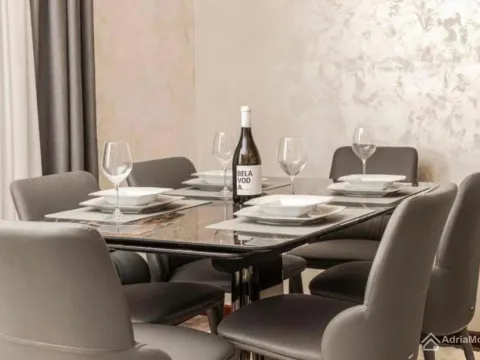 Prodaja, jednosoban stan, 40m², Grad, Kotor - image 5