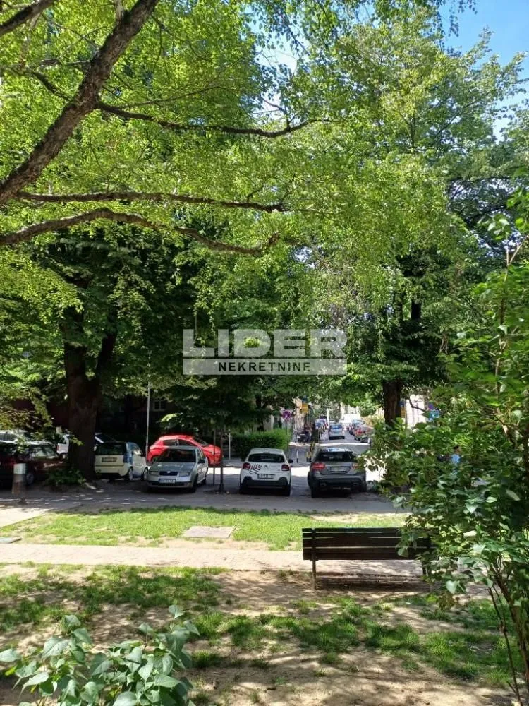 Prodaja, trosoban stan, 84m², Stari Grad, Beograd