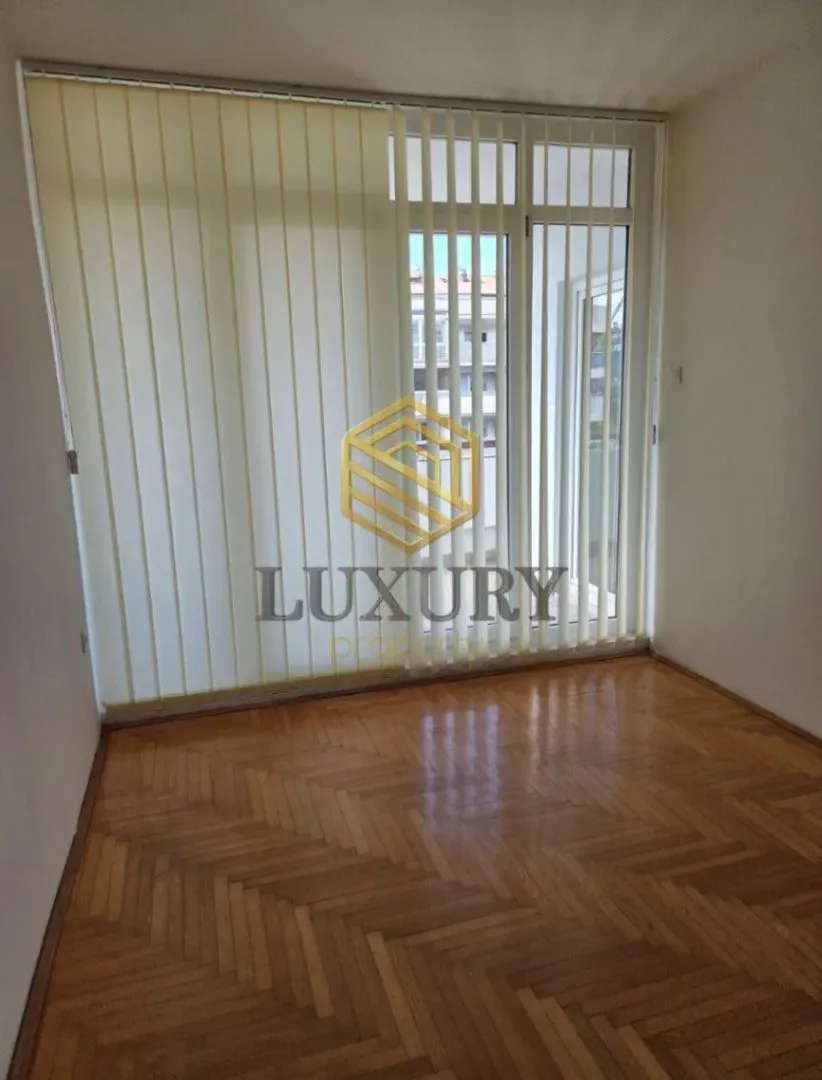 Izdavanje, dvosoban stan, 60m², Preko Morače, Podgorica