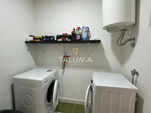 Izdavanje, kuća, 150m², Masline, Podgorica - image 11