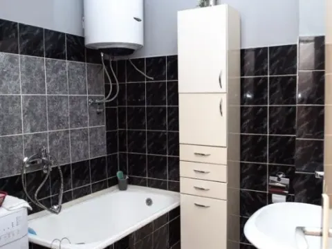 Rent, two bedroom apartment, 60m², Gintaš, Podgorica - image 2