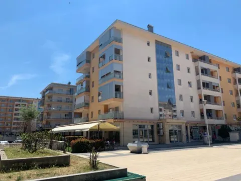 Parking/Garage for Rent, 13m2, City Kvart, Podgorica Parking/Garage for Rent, 13m2, City Kvart, Podgorica