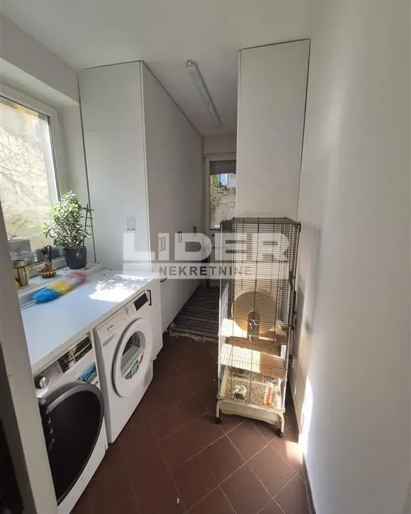 Izdavanje, četvorosoban stan, 100m², Voždovac Sve Podlokacije, Beograd