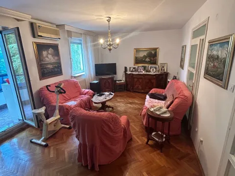 Sale, three bedroom apartment, 103m², Vračar Centar, Vračar Sve Podlokacije - image 3