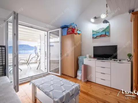 Prodaja, dvosoban stan, 55m², Krašići, Tivat - image 2