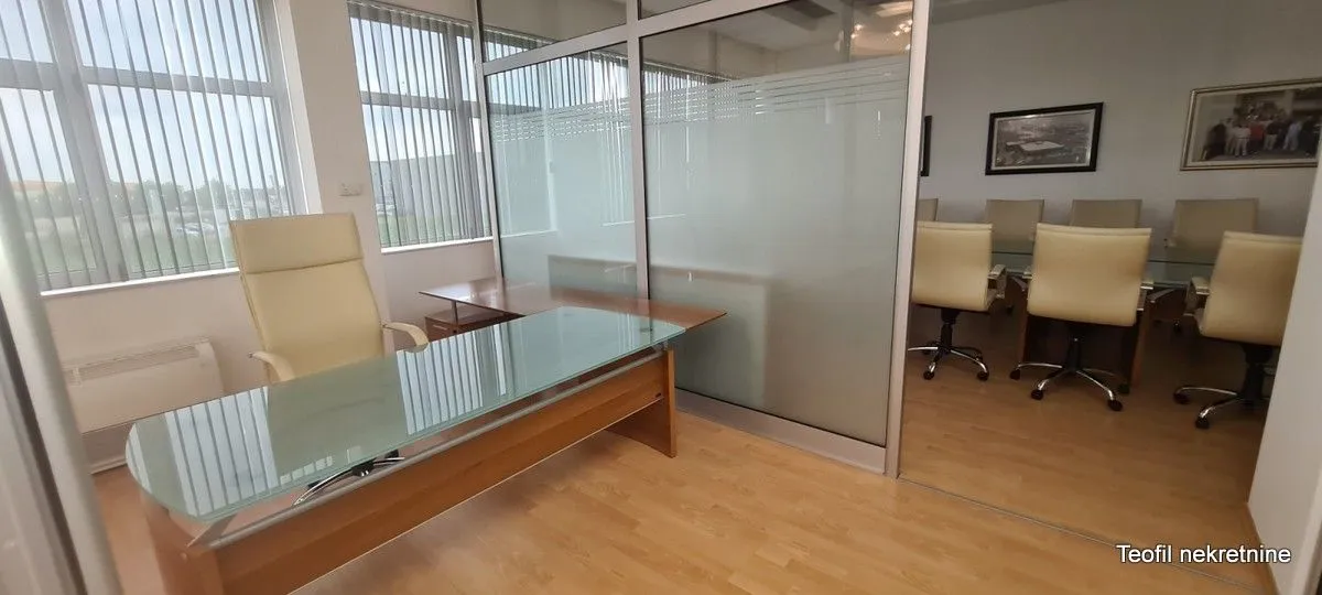 Rent, office space, 1700m², Nova Pazova, Stara Pazova
