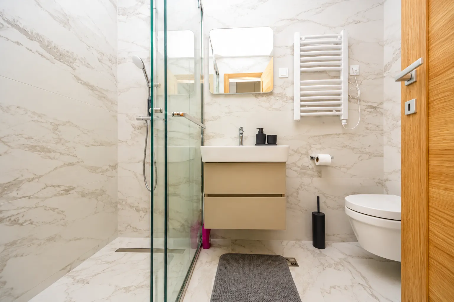 Izdavanje, jednosoban stan, 46m², New City, Podgorica