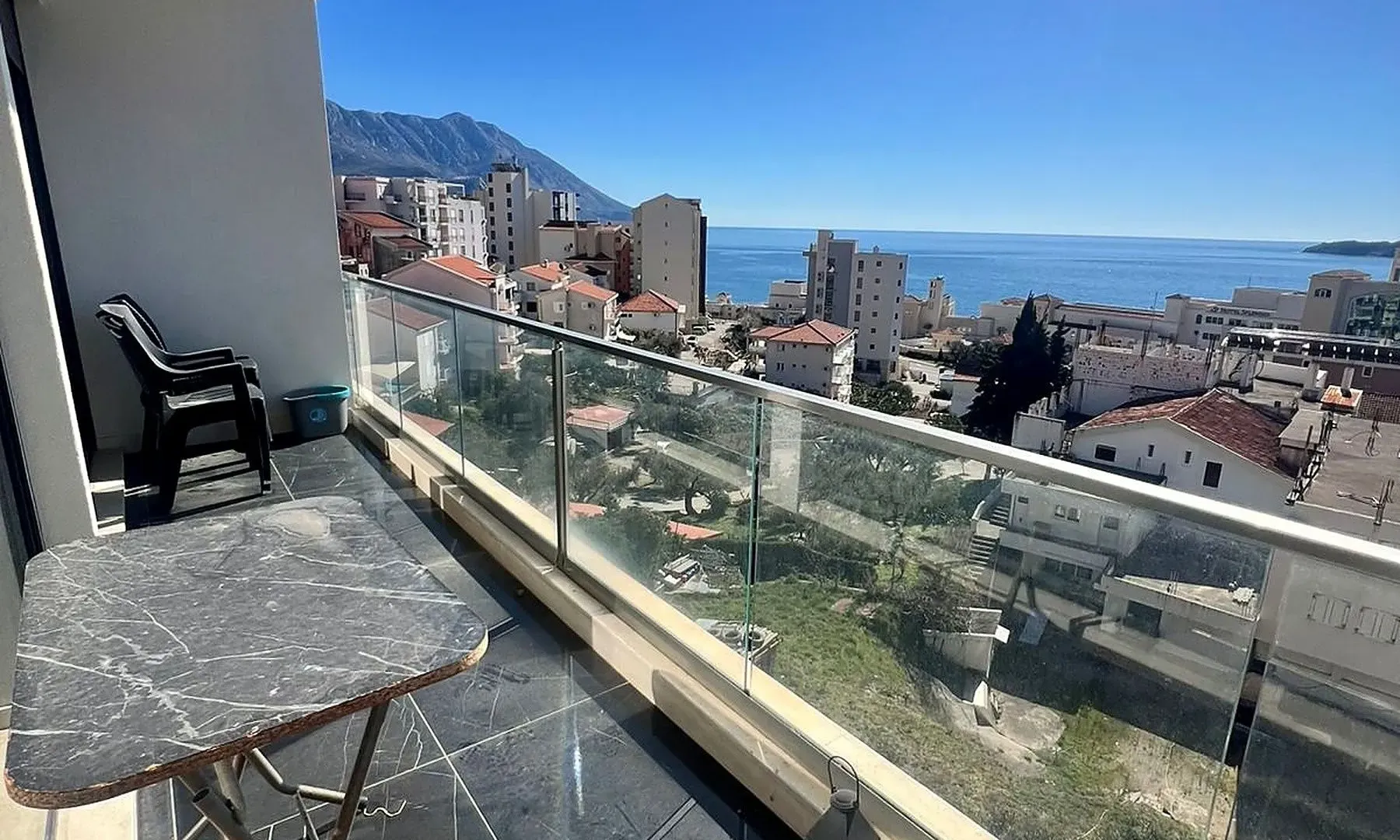 Prodaja, jednosoban stan, 50m², Bečići, Budva