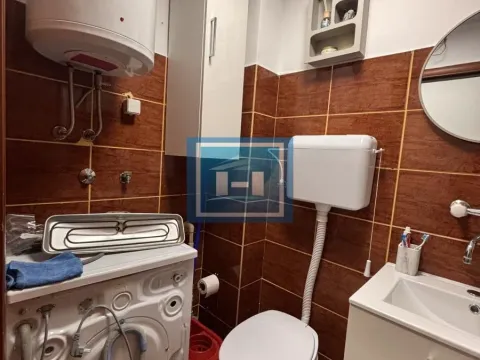 Izdavanje, garsonjera, 19m², Centar, Jagodina - image 12