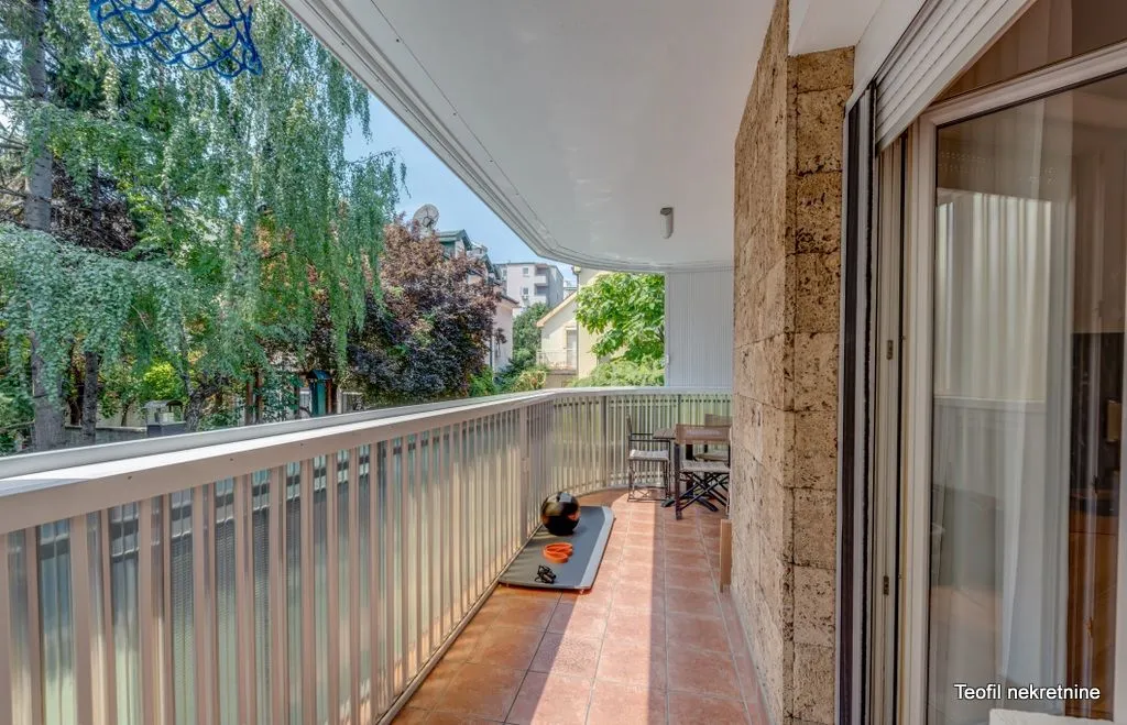 Sale, three bedroom apartment, 63m², Južni Bulevar, Vračar Sve Podlokacije