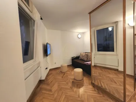 Izdavanje, dvosoban stan, 43m², Stari Grad, Beograd - image 6