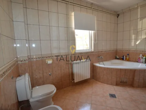 Prodaja, kuća, 350m², Dahna, Podgorica - image 18