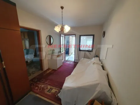 Sale, house, 200m², Bulbulder, Zvezdara Sve Podlokacije - image 2