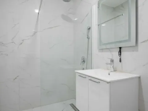 Sale, two bedroom apartment, 65m², Bar, Crna Gora - image 12