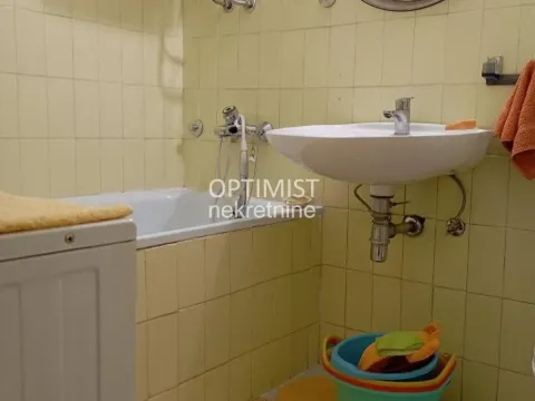 Prodaja, trosoban stan, 84m², Vidikovački venac, Rakovica - image 10