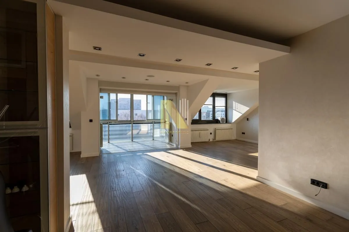 Sale, apartment, 206m², Centar, Novi Sad