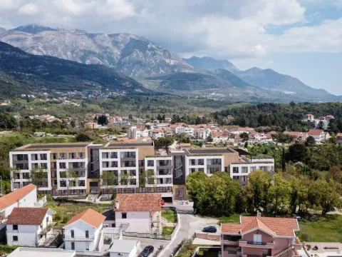 Sale, studio apartment, Tivat, Crna Gora - image 6