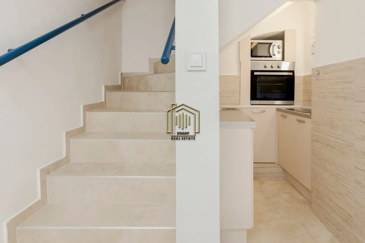 Rent, two bedroom apartment, 80m², Muo, Kotor