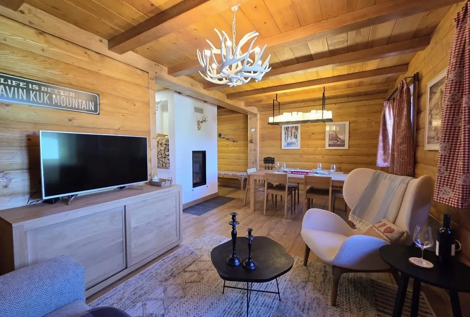 Prodaja, kuća, 160m², Žabljak, Crna Gora