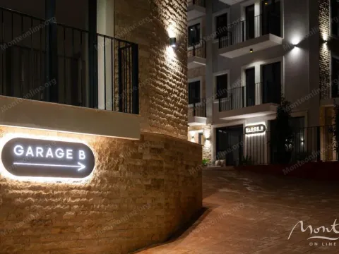 Prodaja, jednosoban stan, 36m², Podkošljun, Budva - image 10