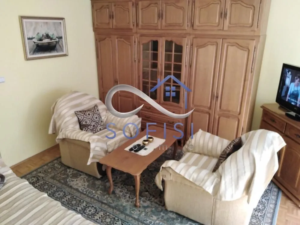 Prodaja, dvosoban stan, 43m², Centar, Novi Sad