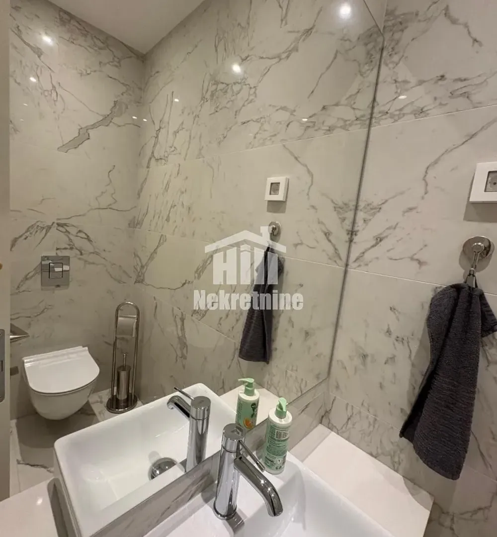 Sale, three bedroom apartment, 95m², Novi Beograd Blok 65, Novi Beograd Sve Podlokacije