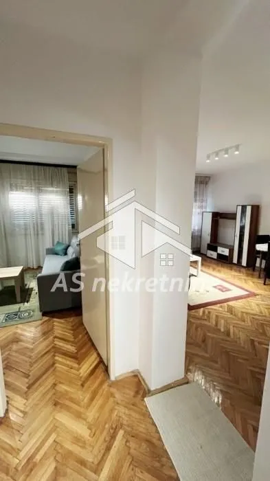 Izdavanje, stan, 62m², Novi Beograd Blok 33, Novi Beograd Sve Podlokacije
