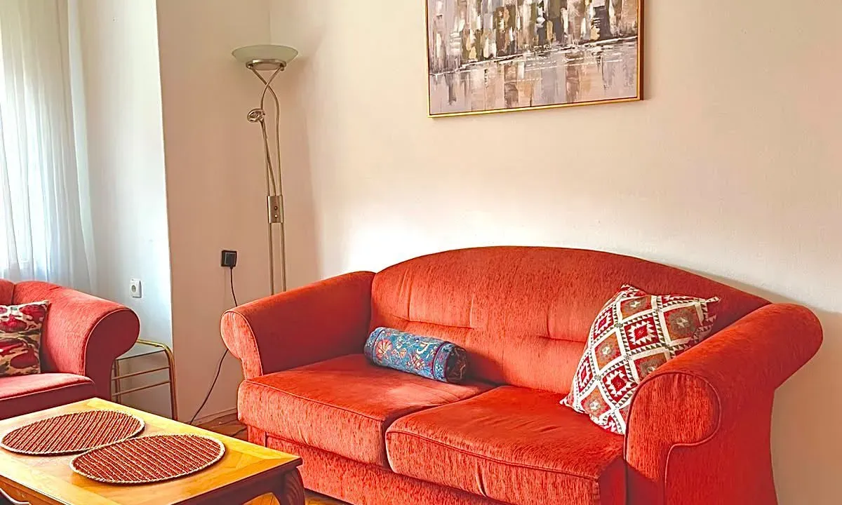 Rent, three bedroom apartment, 73m², Palilula Sve Podlokacije, Beograd