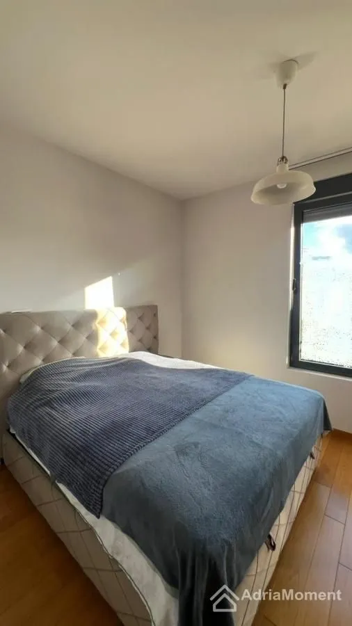 Rent, three bedroom apartment, 115m², Centar, Tivat