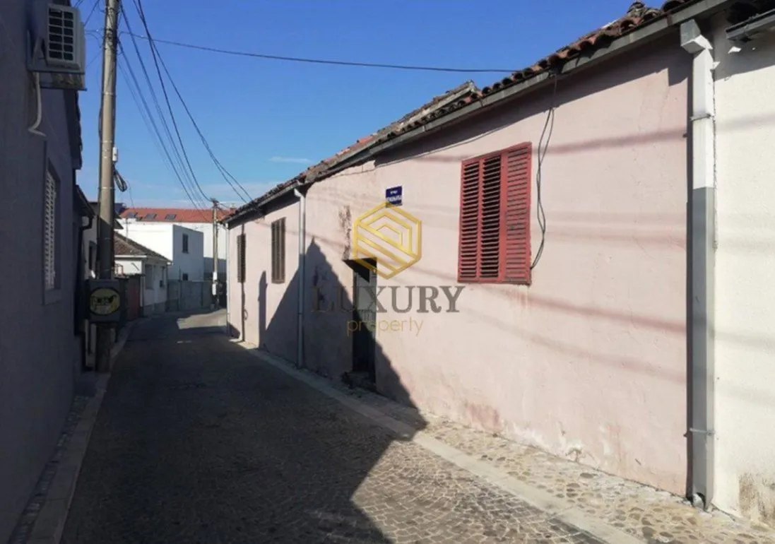 Prodaja, kuća, 118m², Stara Varoš, Podgorica