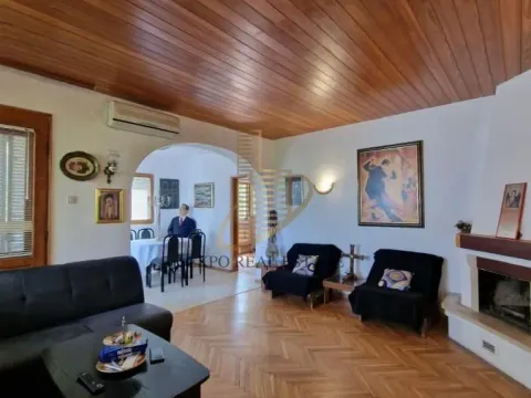 Prodaja, kuća, 290m², Sopot, Beograd - image 17