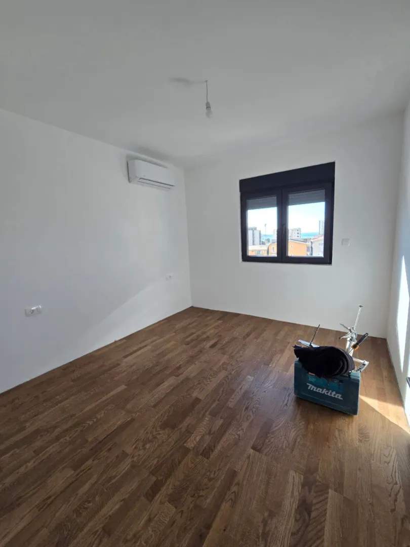 Sale, two bedroom apartment, 68m², Ilino, Bar