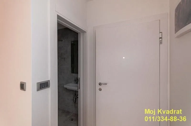 Prodaja, trosoban stan, 92m², Autokomanda, Voždovac Sve Podlokacije
