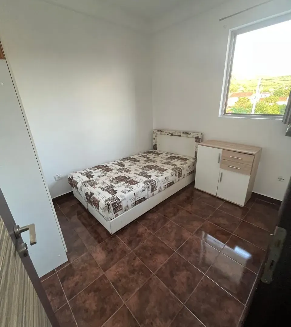 Prodaja, jednosoban stan, 33m², Zlatica, Podgorica
