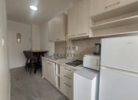 Izdavanje, garsonjera, 30m², Centar, Tivat - image 6