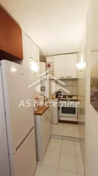 Rent, one bedroom apartment, 30m², Stari Grad, Beograd - image 11