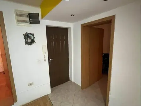 Prodaja, jednosoban stan, 45m², Momišići, Podgorica - image 2